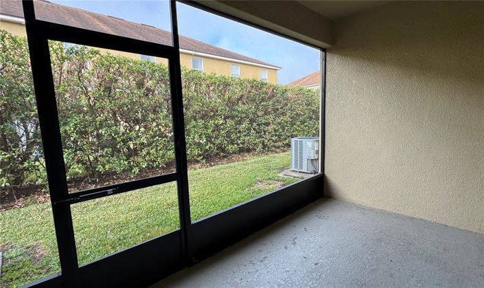 Image No.28-3 Bed Townhouse for sale