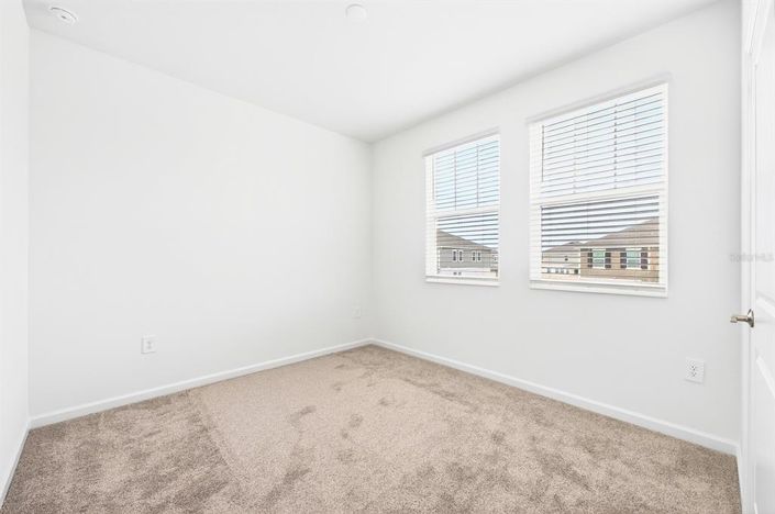 Image No.18-3 Bed House for sale