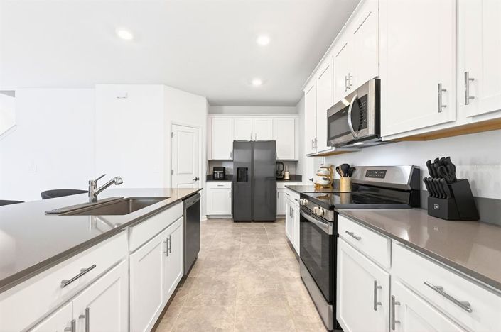 Image No.6-3 Bed House for sale