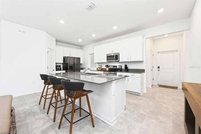 Image No.8-3 Bed House for sale