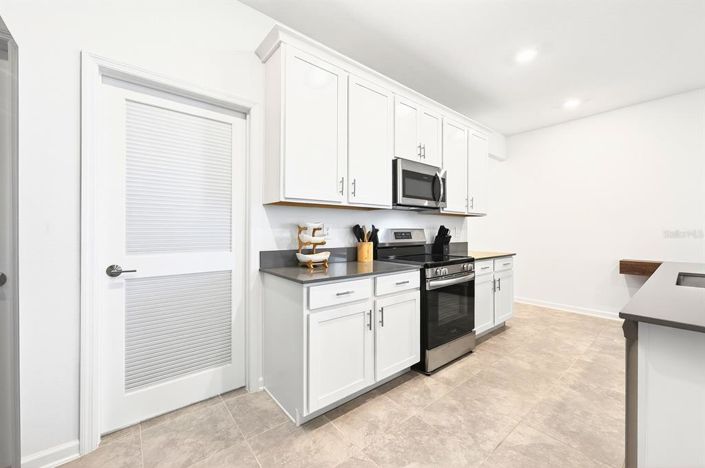 Image No.9-3 Bed House for sale