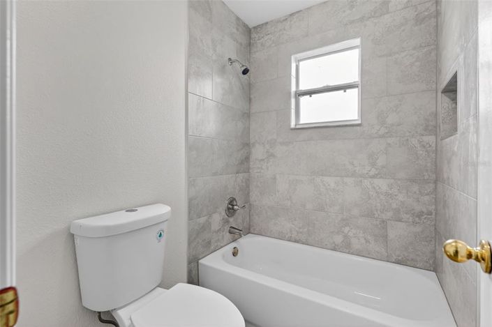 Image No.29-4 Bed House for sale