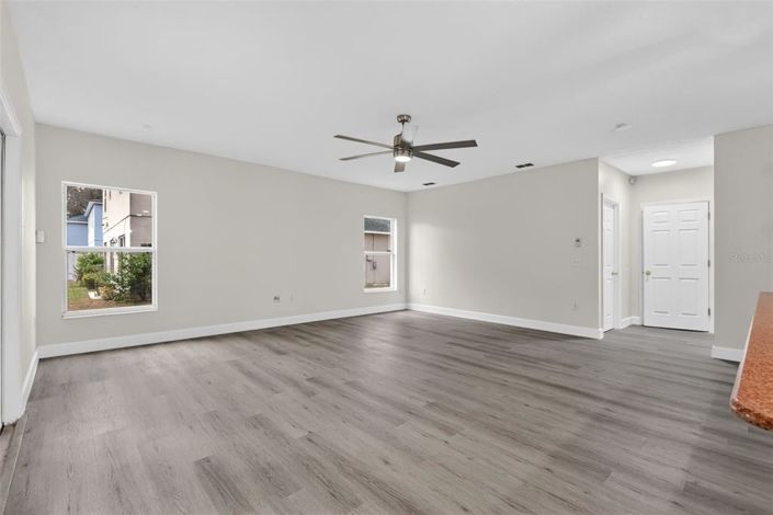 Image No.38-4 Bed House for sale