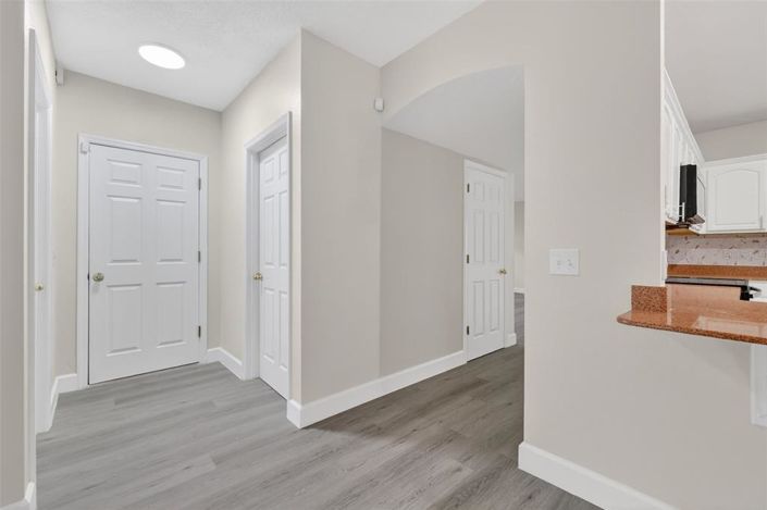 Image No.42-4 Bed House for sale