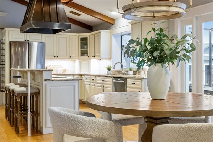 Image No.15-4 Bed House for sale