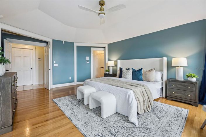 Image No.23-4 Bed House for sale