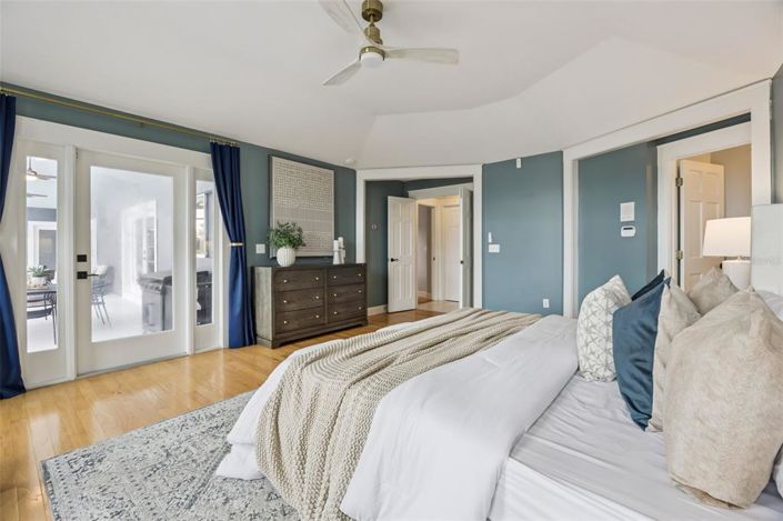 Image No.24-4 Bed House for sale