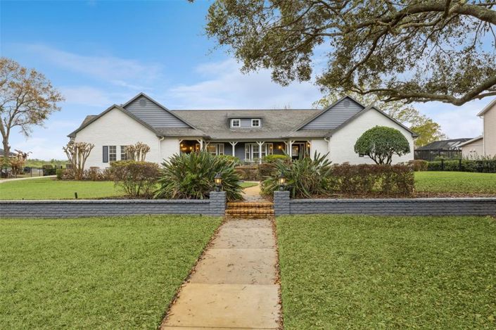 Image No.3-4 Bed House for sale