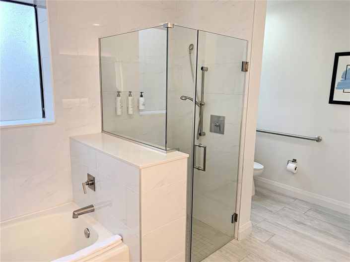 Image No.22-2 Bed Apartment for sale