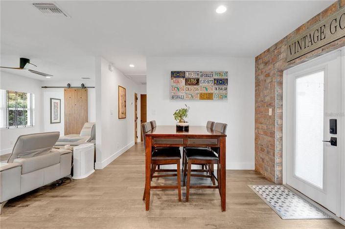 Image No.12-4 Bed House for sale