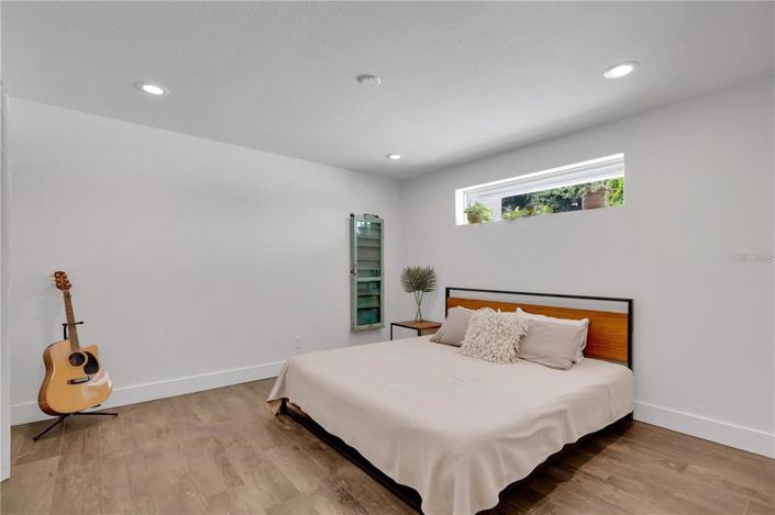 Image No.22-4 Bed House for sale