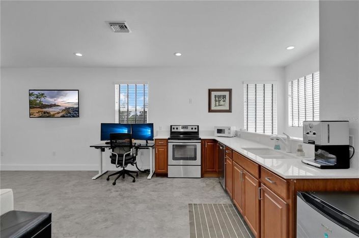 Image No.27-4 Bed House for sale