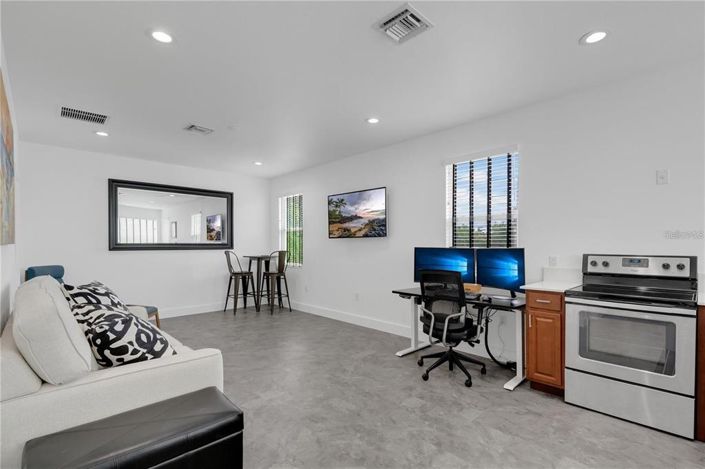 Image No.28-4 Bed House for sale