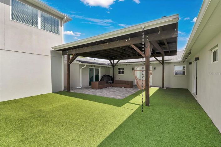 Image No.33-4 Bed House for sale