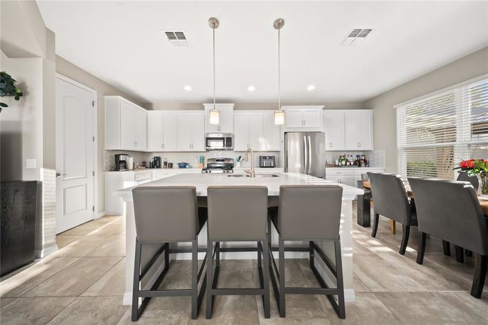 Image No.15-3 Bed House for sale