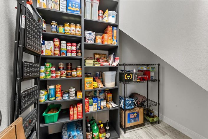 Image No.15-3 Bed Townhouse for sale