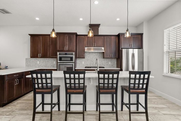 Image No.6-3 Bed Townhouse for sale