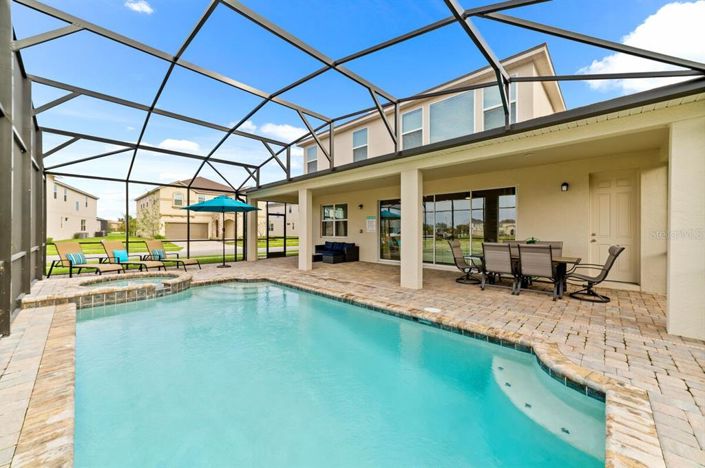 Image No.2-9 Bed House for sale