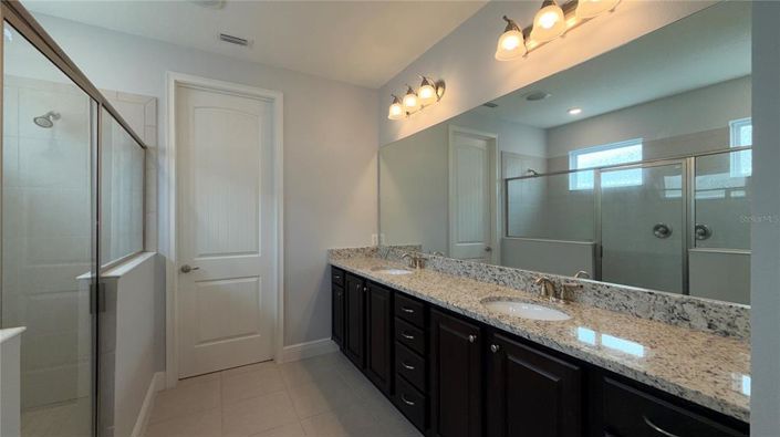 Image No.31-5 Bed House for sale