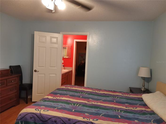 Image No.14-6 Bed House for sale