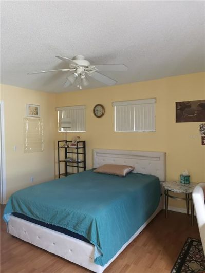 Image No.17-6 Bed House for sale