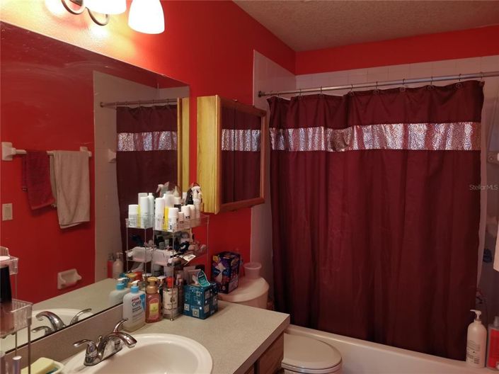 Image No.19-6 Bed House for sale