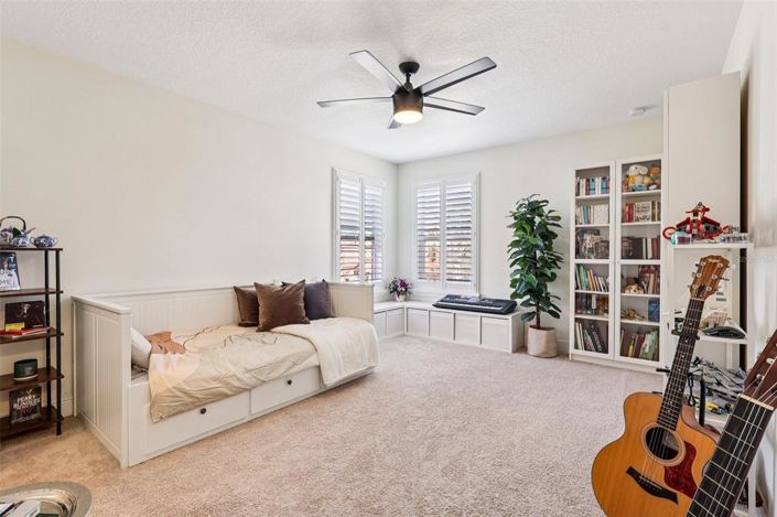 Image No.26-4 Bed House for sale