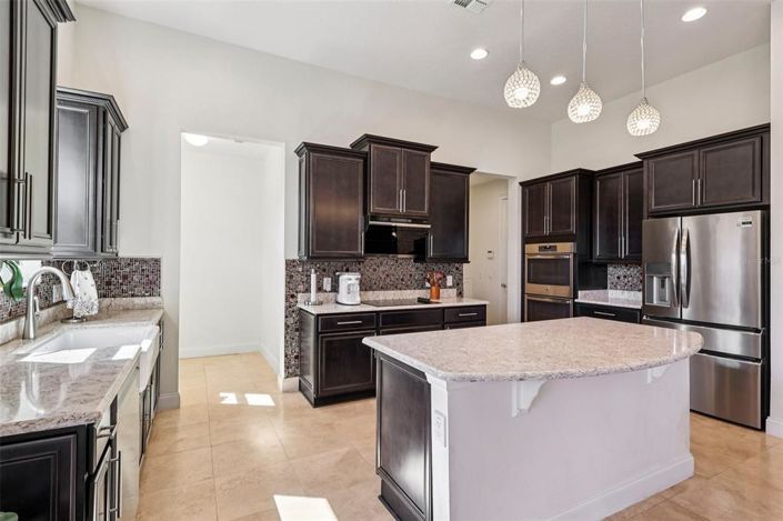 Image No.4-4 Bed House for sale