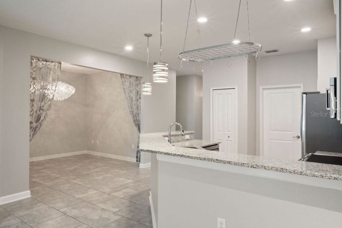 Image No.10-2 Bed Villa for sale