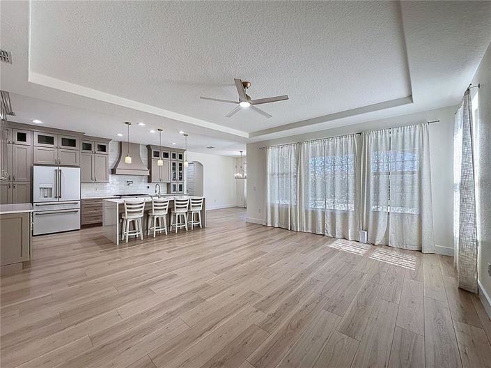 Image No.12-4 Bed House for sale