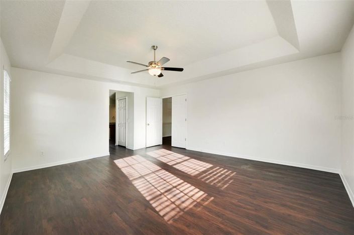 Image No.19-6 Bed House for sale