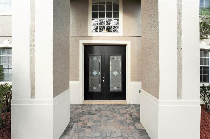 Image No.2-6 Bed House for sale