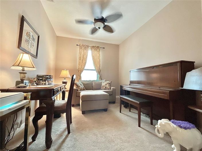 Image No.10-3 Bed House for sale