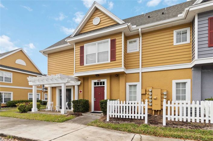 Image No.2-Appartement de 4 chambres à vendre à Saint John