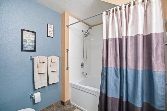 Image No.20-Appartement de 4 chambres à vendre à Saint John