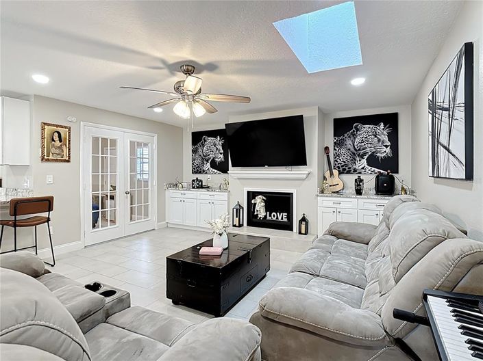 Image No.10-4 Bed House for sale