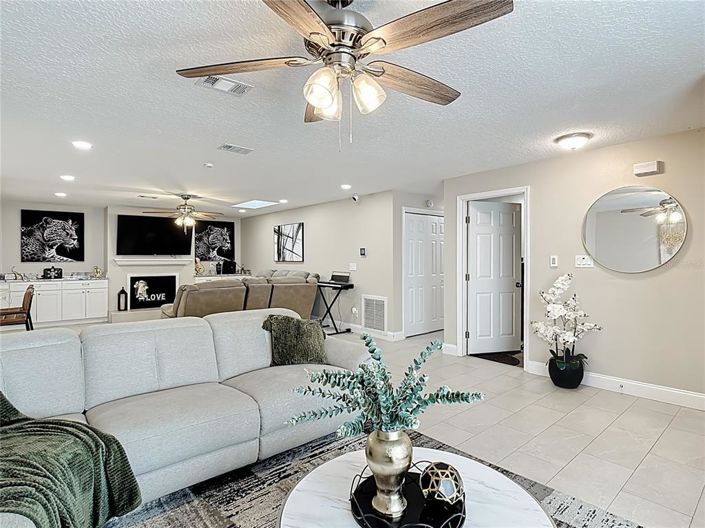 Image No.11-4 Bed House for sale