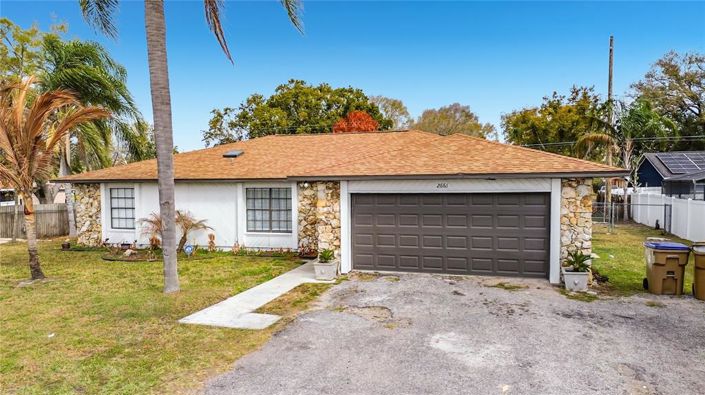 Image No.2-4 Bed House for sale