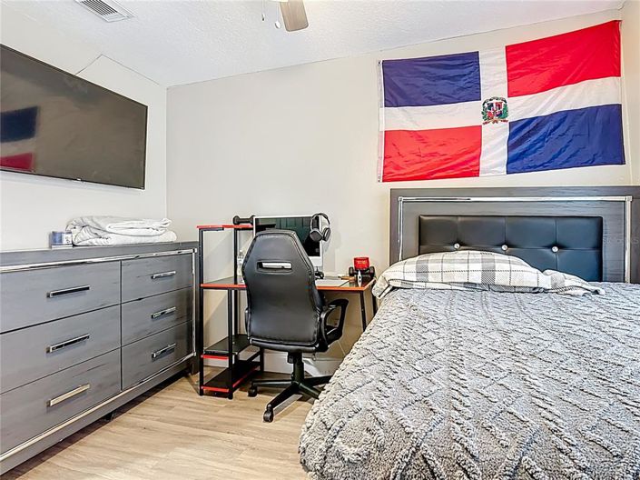 Image No.29-4 Bed House for sale