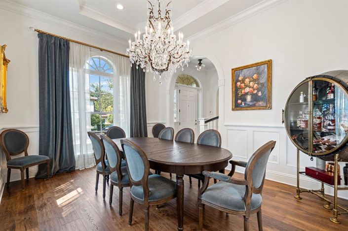 Image No.17-5 Bed House for sale