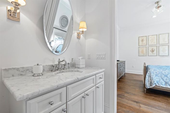 Image No.26-5 Bed House for sale