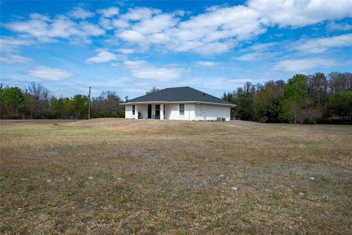 Image No.17-3 Bed House for sale