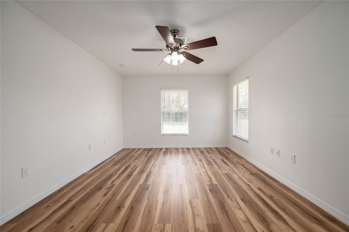 Image No.31-3 Bed House for sale