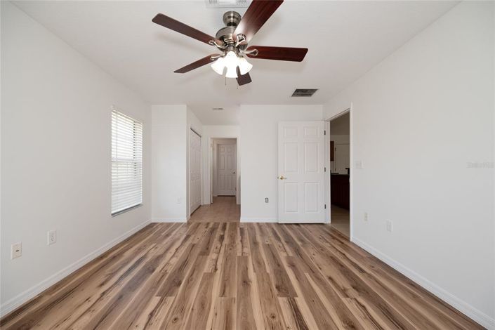 Image No.35-3 Bed House for sale