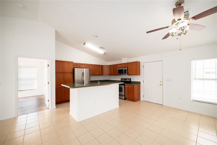 Image No.44-3 Bed House for sale