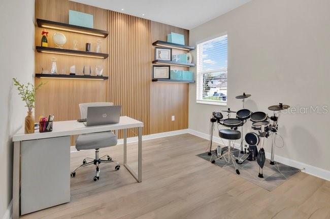 Image No.16-4 Bed House for sale