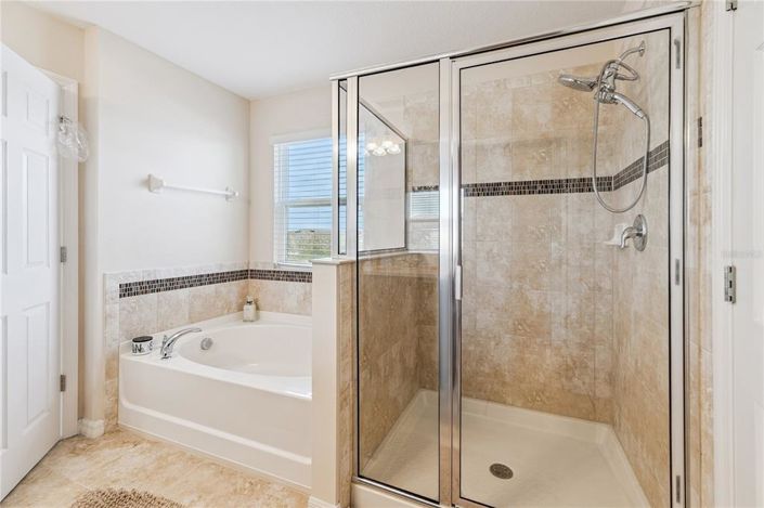 Image No.30-5 Bed House for sale