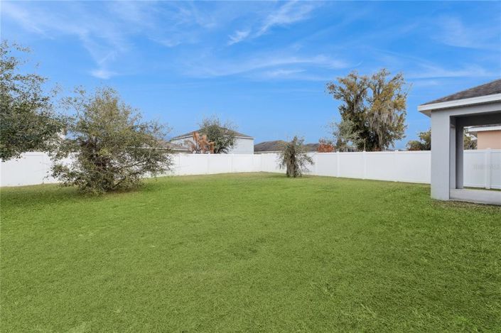 Image No.35-5 Bed House for sale