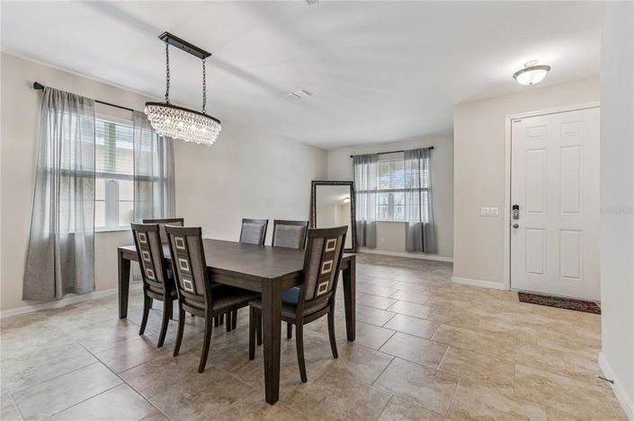 Image No.4-5 Bed House for sale