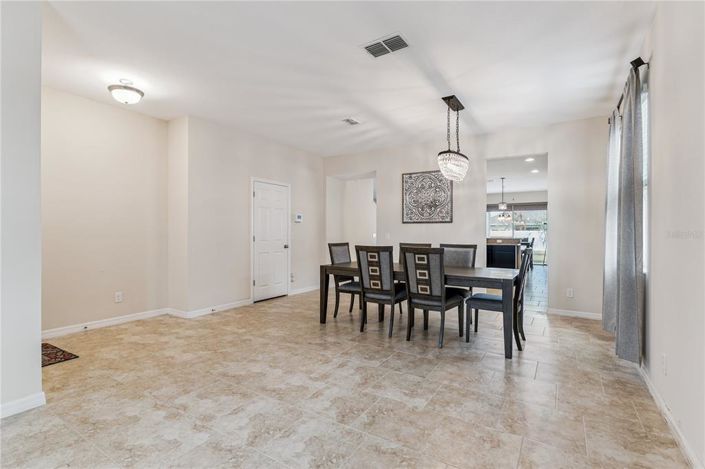 Image No.5-5 Bed House for sale